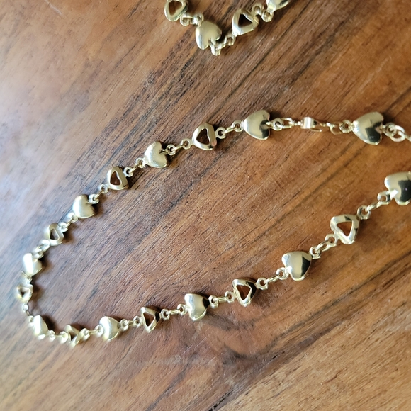 Gold hearts glasses chain - Picture 2 of 3